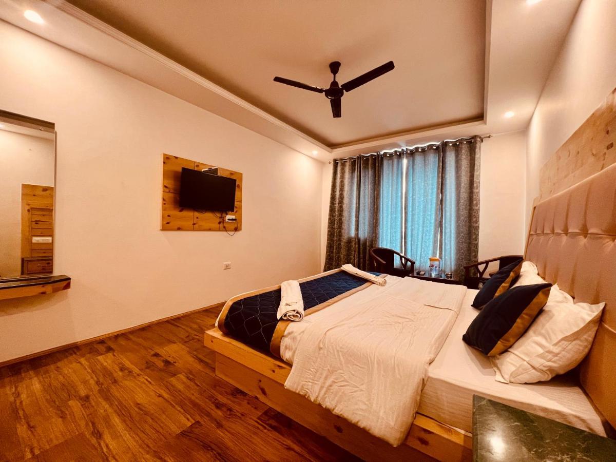 The Radhika - A Luxury Resort In Mountains Manāli Extérieur photo