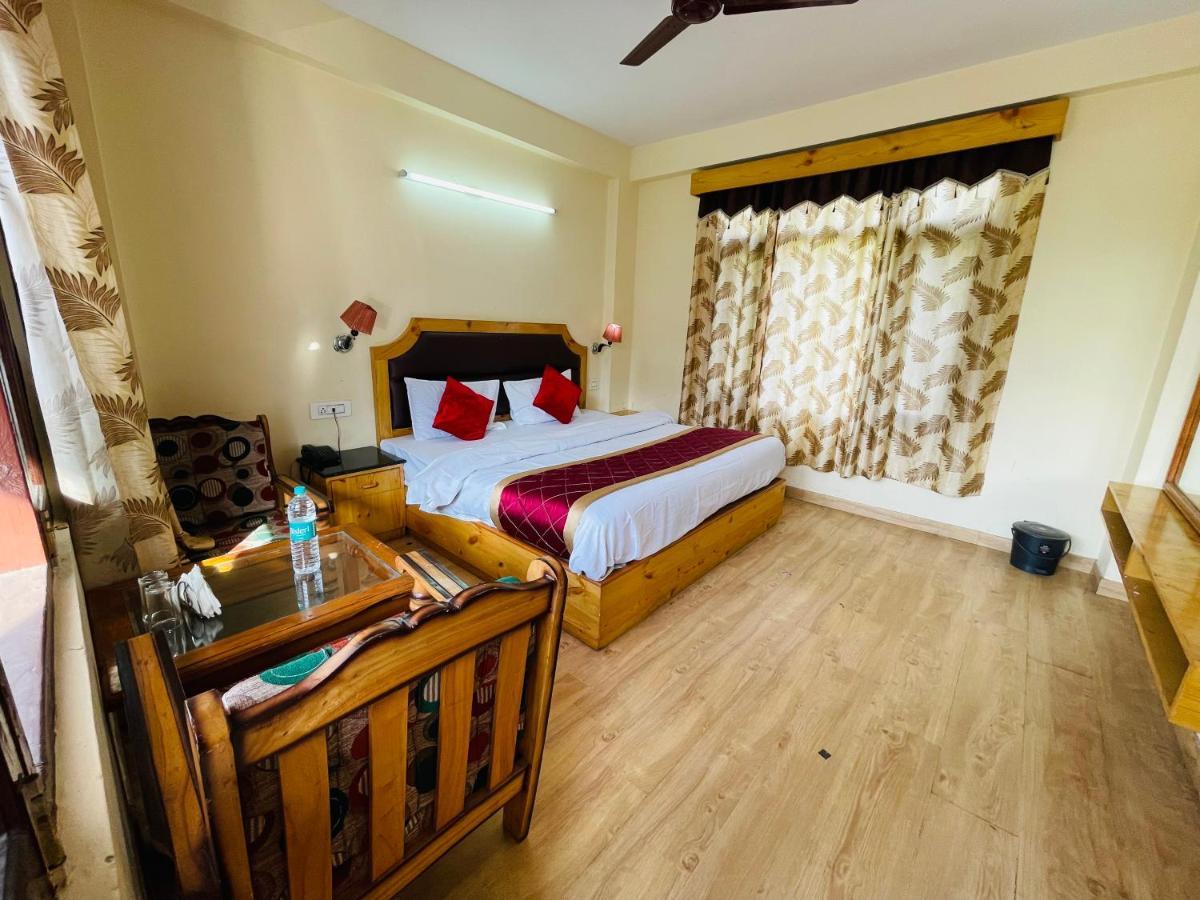 The Radhika - A Luxury Resort In Mountains Manāli Extérieur photo