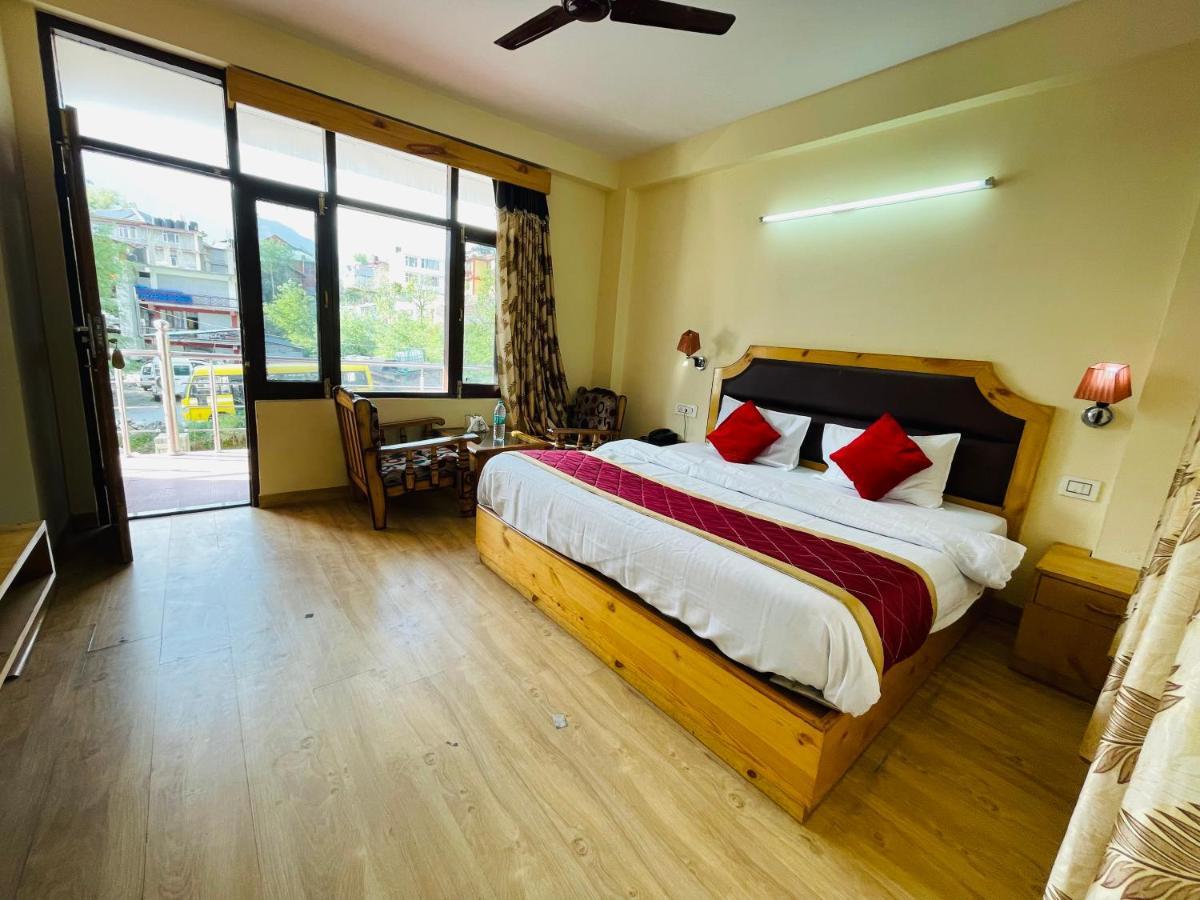 The Radhika - A Luxury Resort In Mountains Manāli Extérieur photo